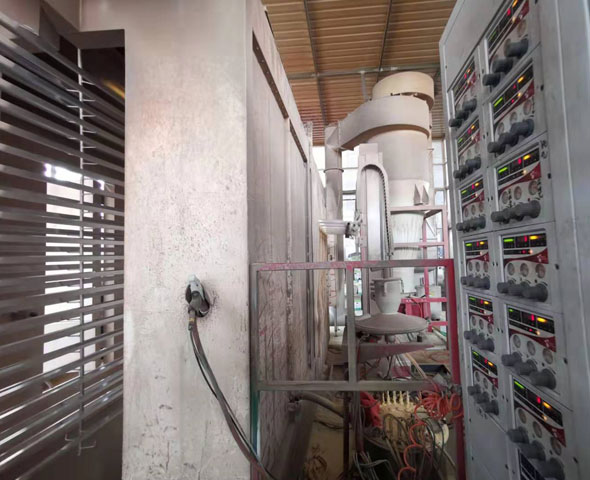 卧式全自动静电喷涂生产线一条